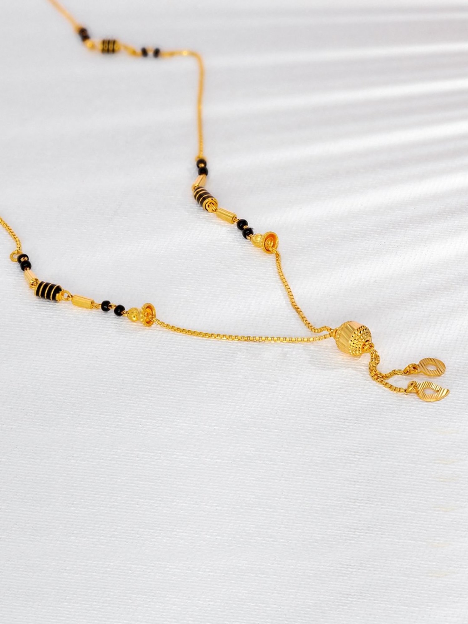 P.N.Gadgil Jewellers Noir Grace 22k Gold Mangalsutra