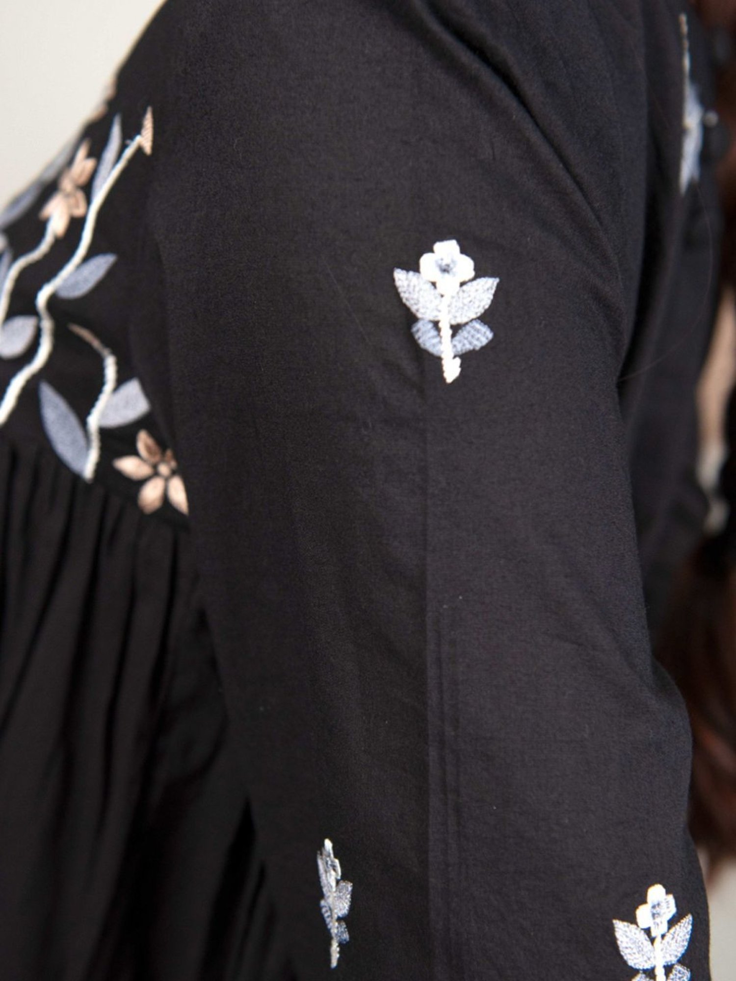 Priya Chaudhary Black Nargis Hand Embroidered Cotton Kurta with Pants and Kota Cotton Dupatta