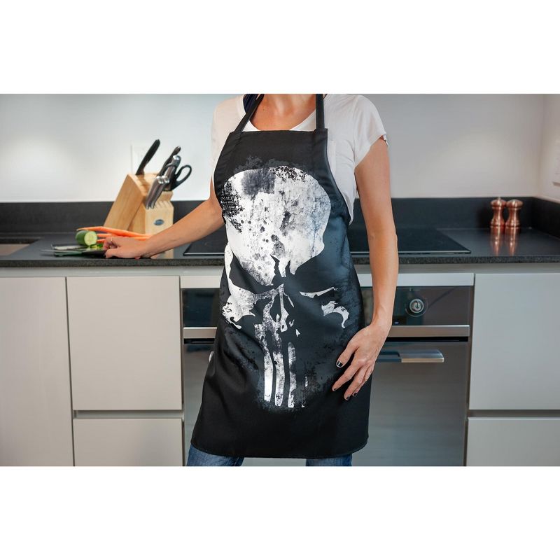 Underground Toys Marvel Punisher Skull Logo Adult Apron