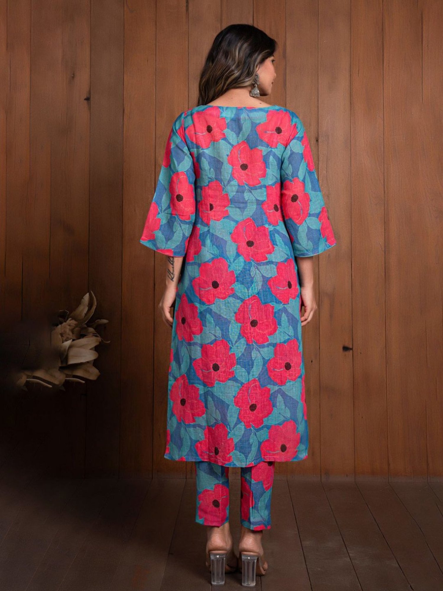 Eeshva India Blue Garden Of Dreams Pure Linen Kurta