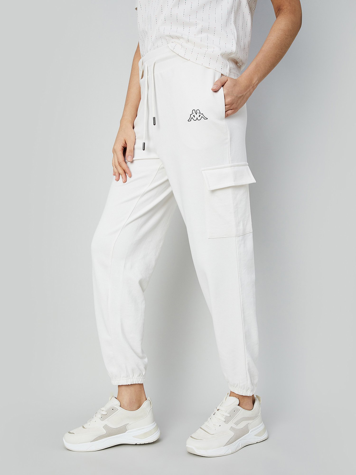 KAPPA White Printed Regular Fit Mid Rise Joggers