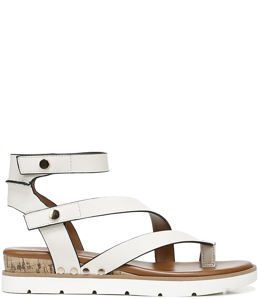Franco Sarto Daven Toe Loop Thong Sandals