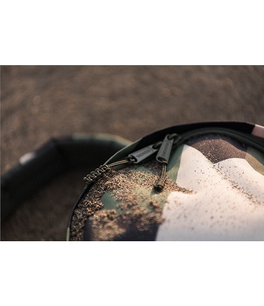 Herschel Supply Co. Classic XL Star Wars Boba Fett Backpack