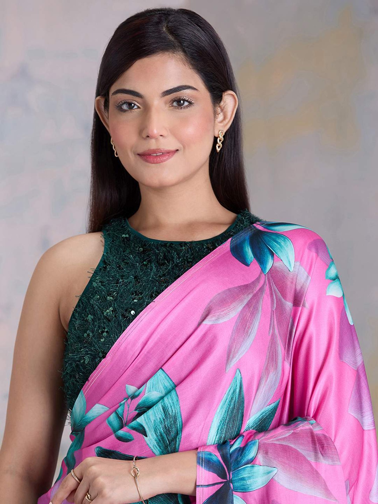 navyasa by liva Pink Printed Saree With Unstitched Blouse