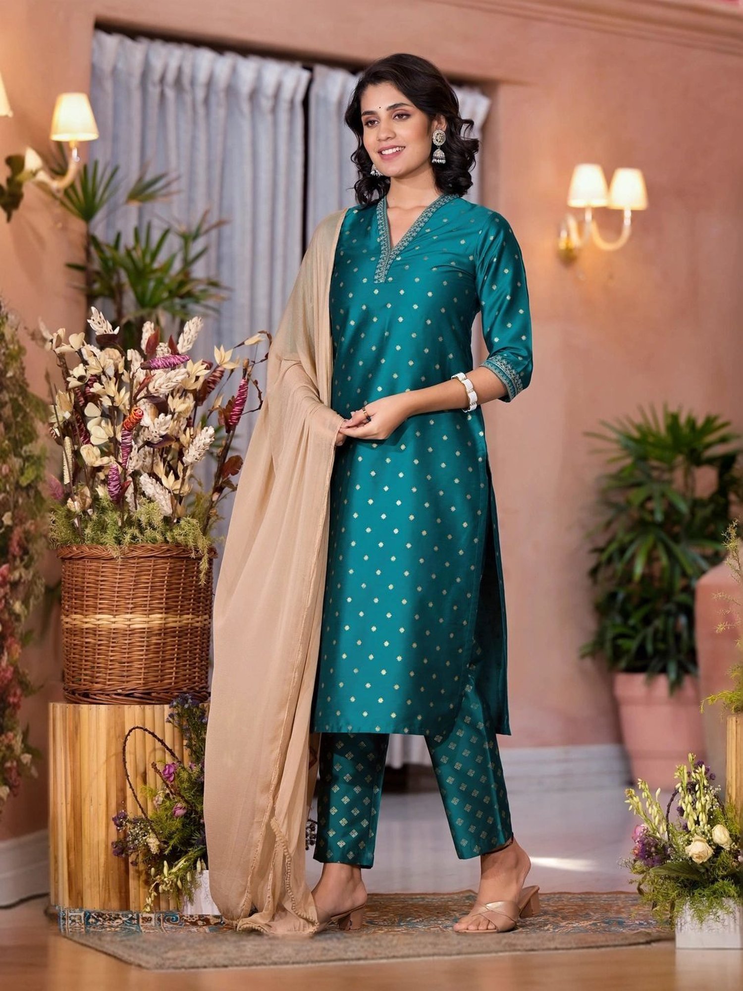 Juniper Green Embroidered Kurta Pant Set With Dupatta
