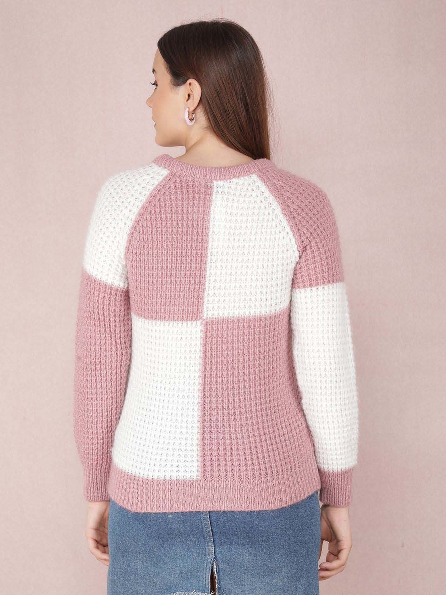 Crimsoune Club White & Pink Color-Block Sweater