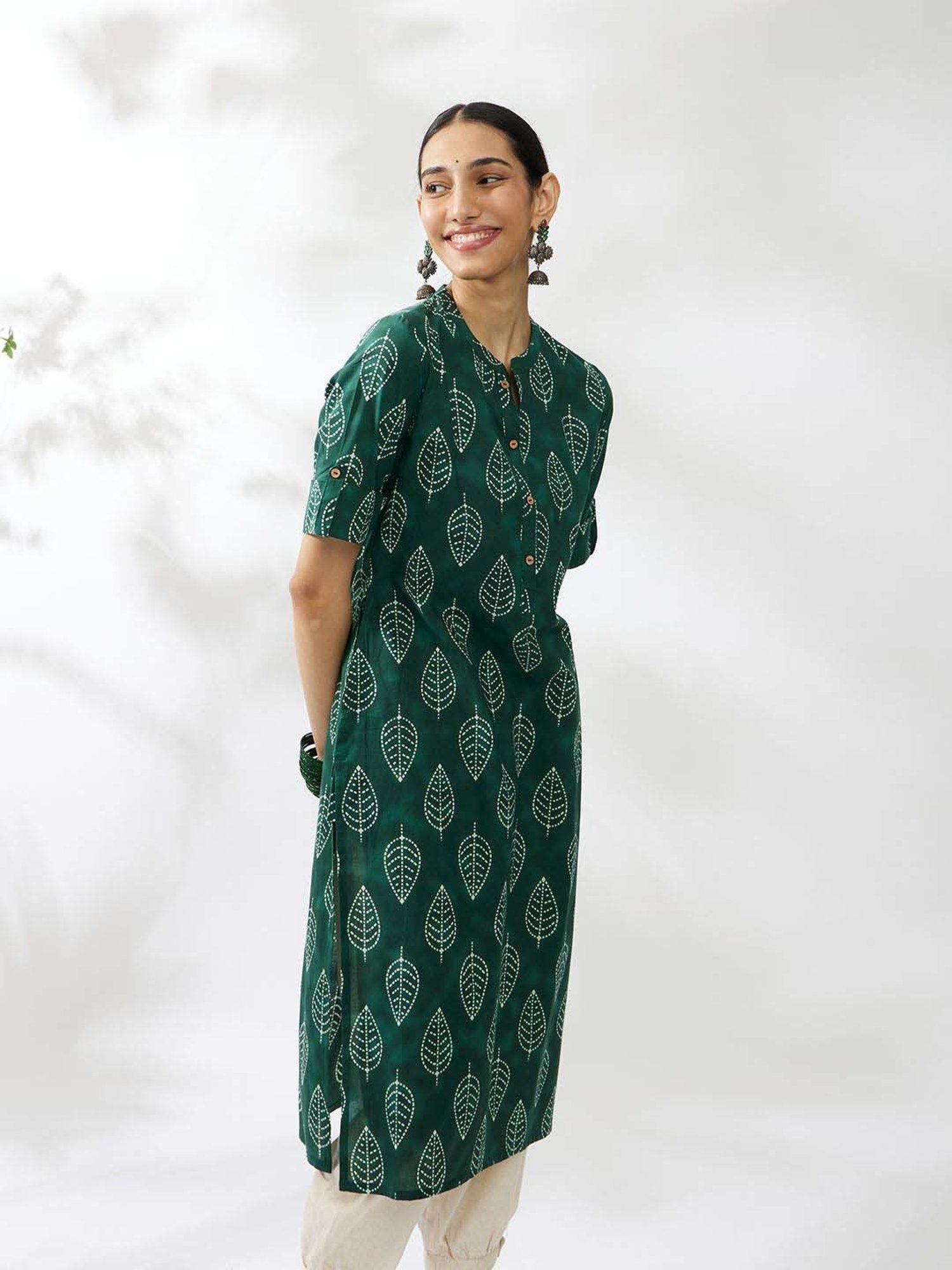 Daali Green Printed Straight Kurta