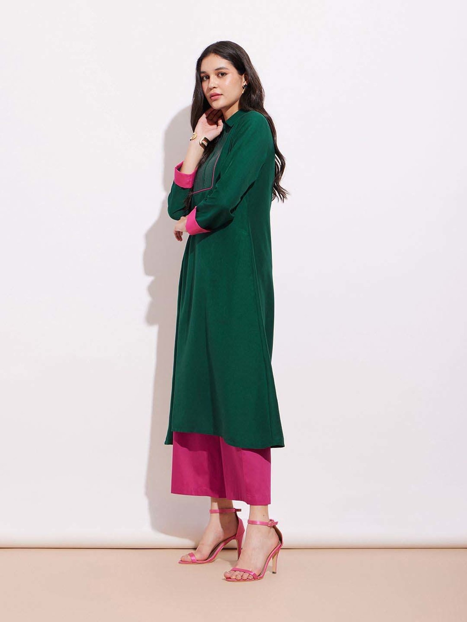 Pink Fort Green Straight Kurta