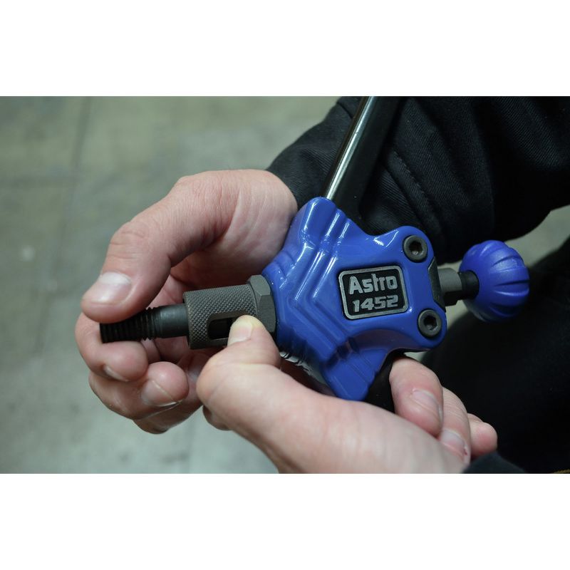 Astro Pneumatic 1452 1/2 in. Capacity XL Nut/Thread Setting Hand Riveter Kit