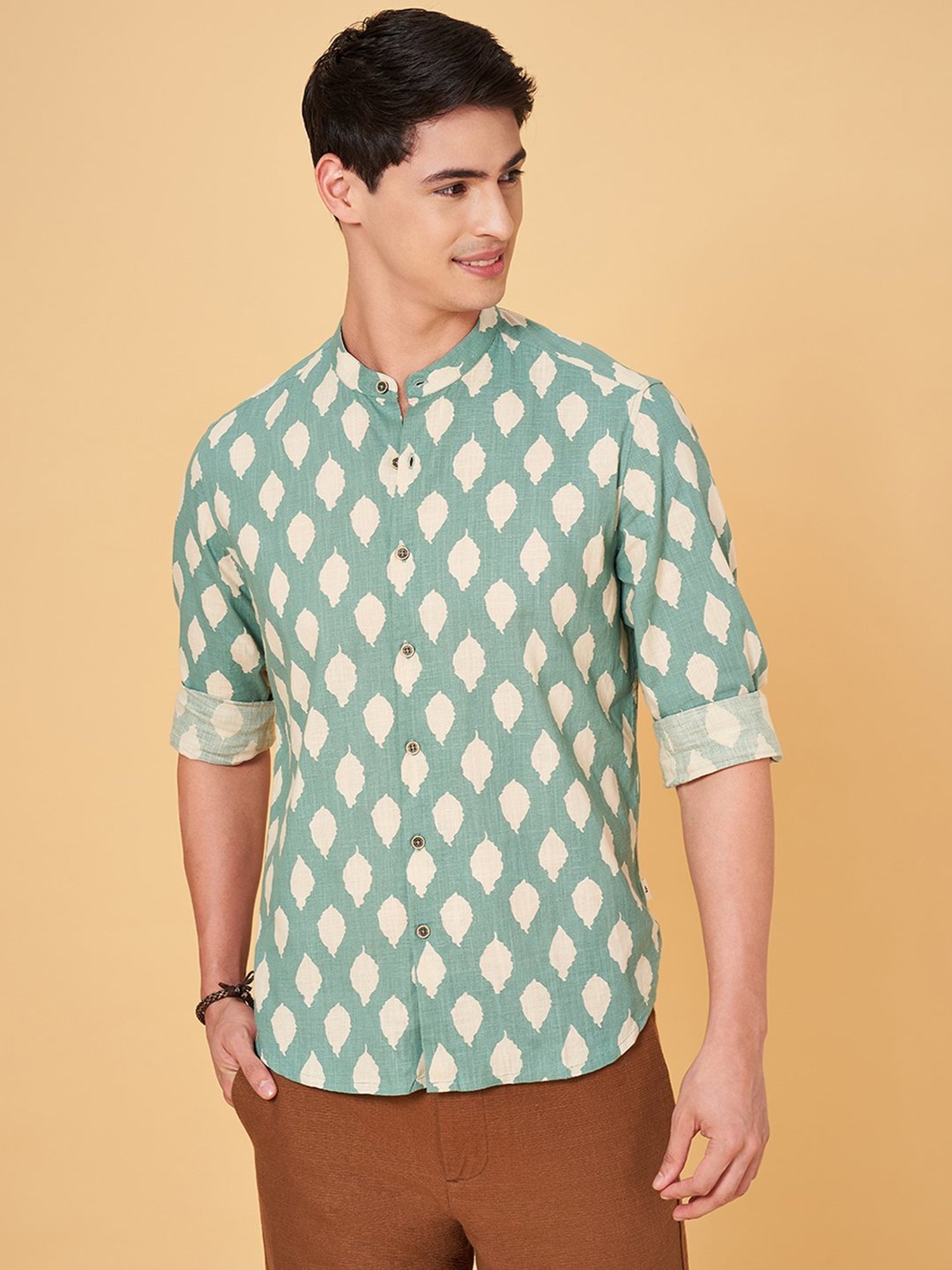 Indus Route By Pantaloons Agate Green Regular Fit Printed Shirt