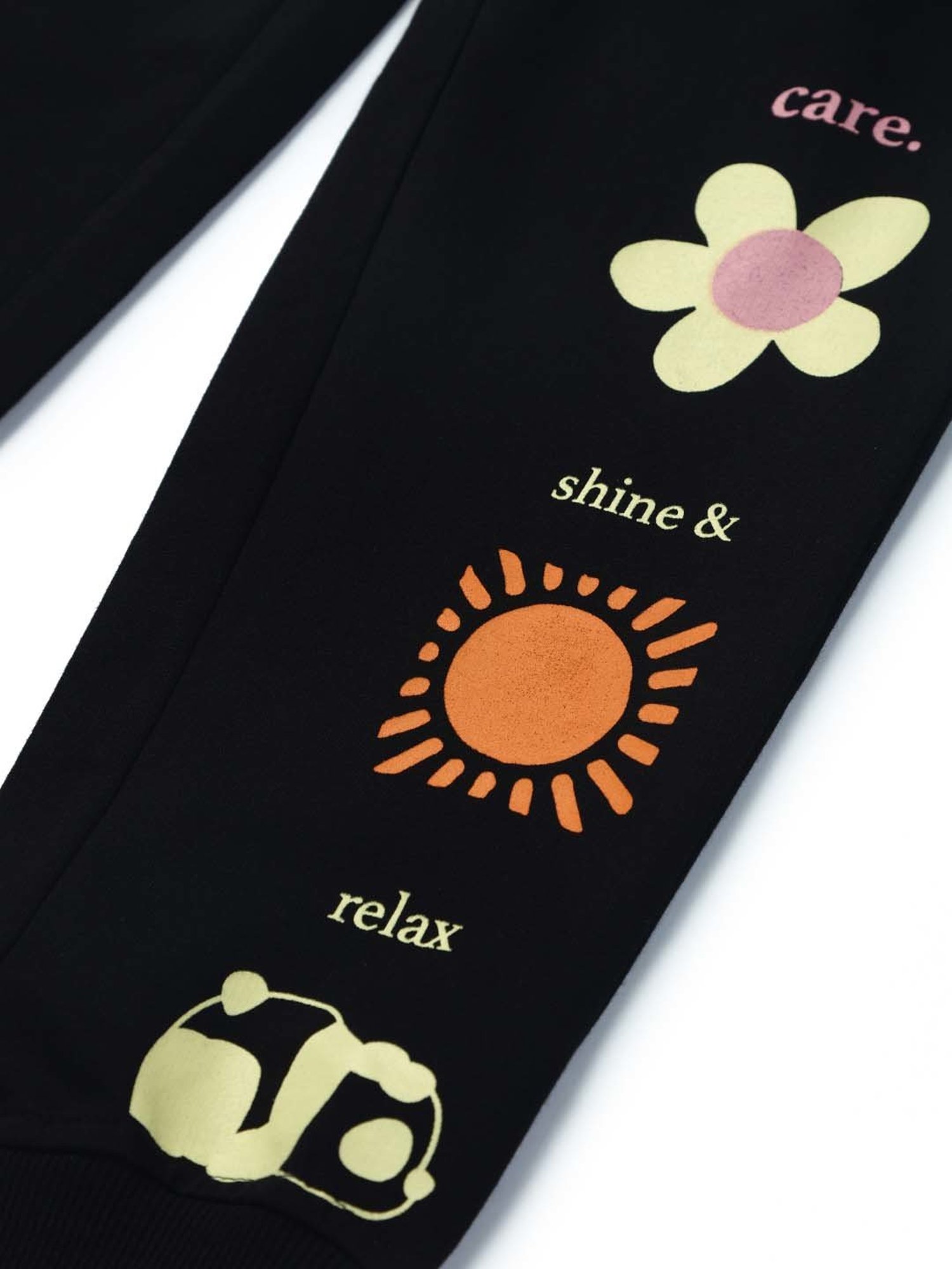 Gini & Jony Kids Black Cotton Printed Joggers