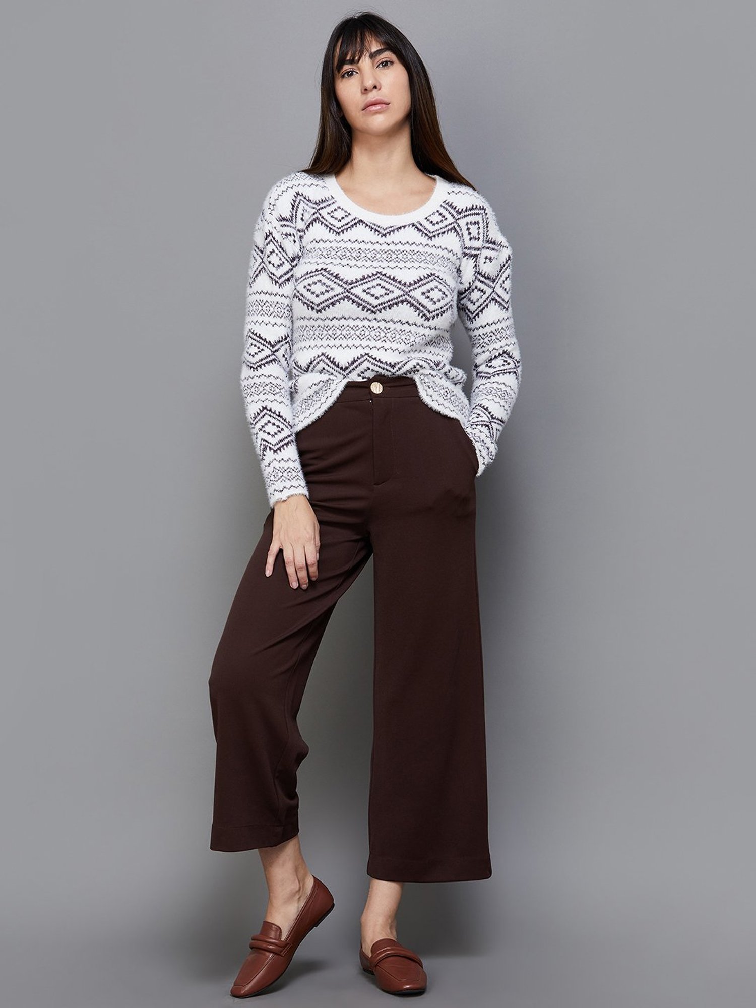 Code by Lifestyle White Jacquard Pattern Pullover
