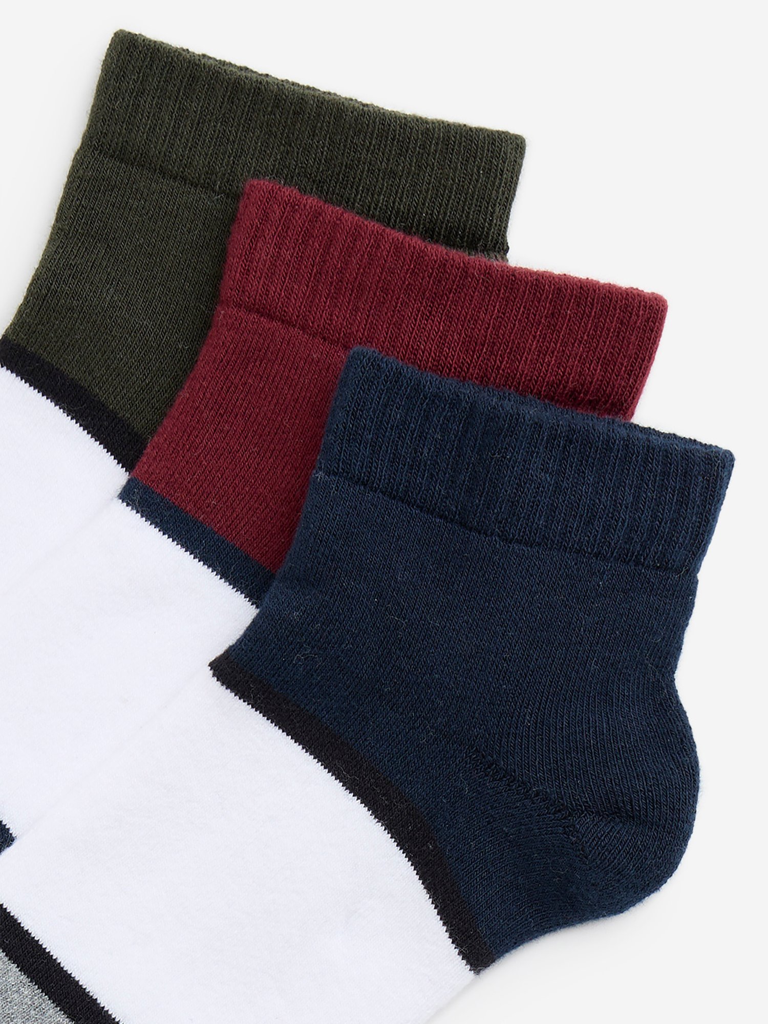 WES Lounge by Westside Wine Full-Length Cotton Socks - Pack of 3