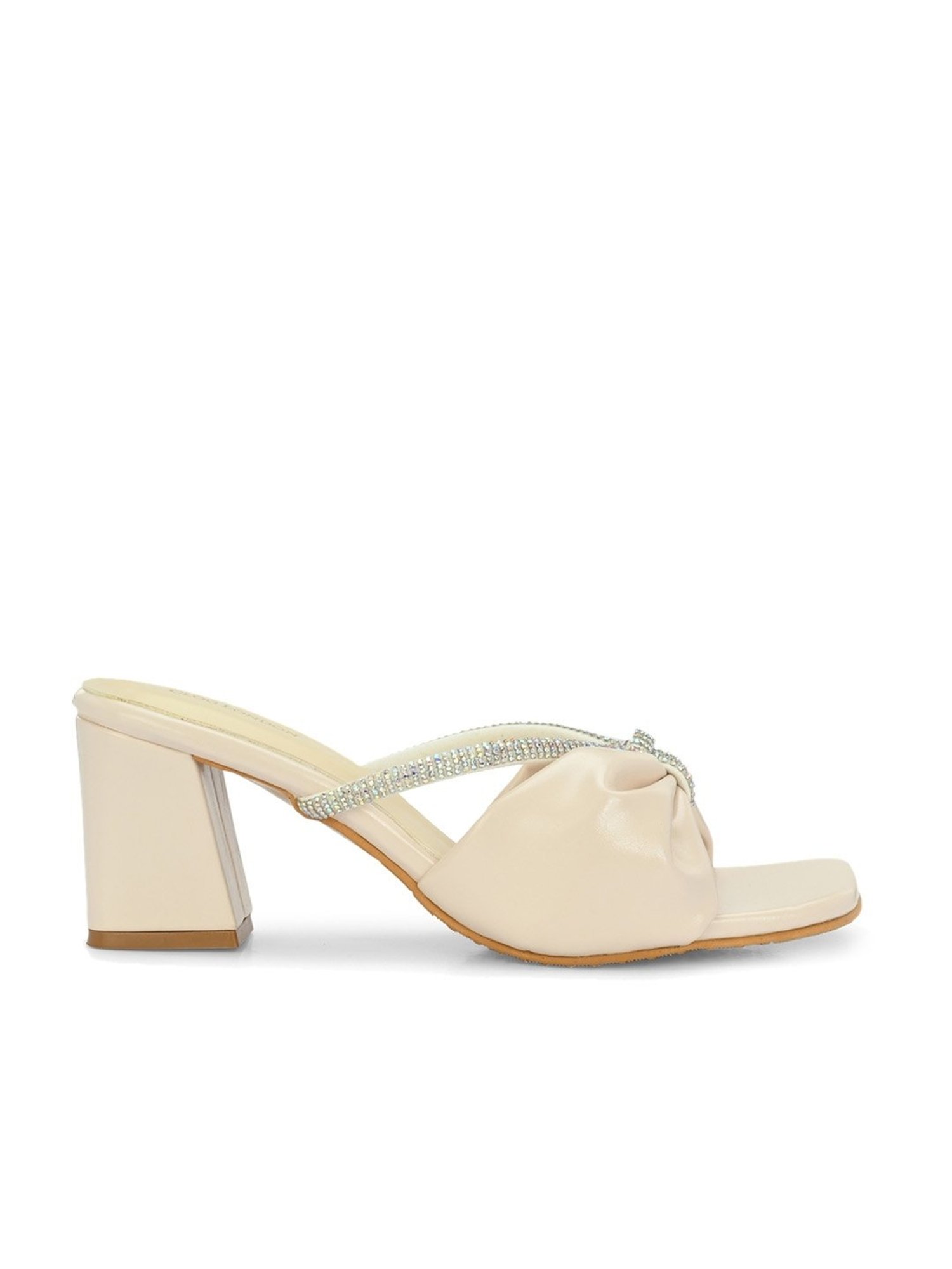 Clog London Women's Off White Casual Sandals
