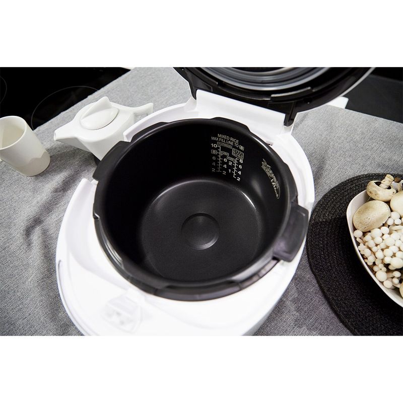 Cuckoo Q5 Premium 8-in-1 (Pressure, Slow, Rice Cooker, Steamer, Warmer, Yogurt, Soup Maker) Multicooker Steel Q50 Non-Stick Coating, White & Gold