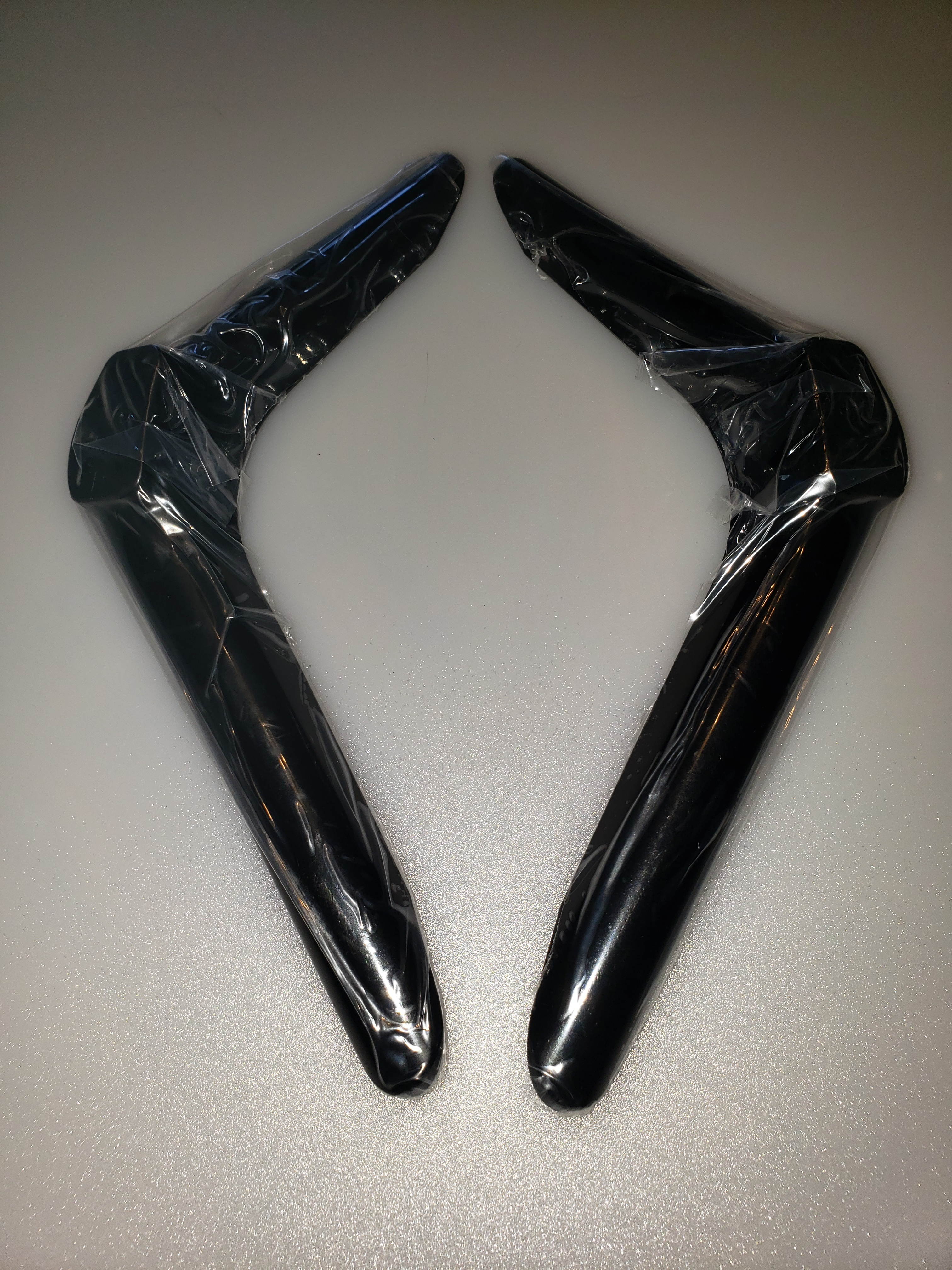 Onn 100018971 100018971-C Stand Legs W/Screws - NEW