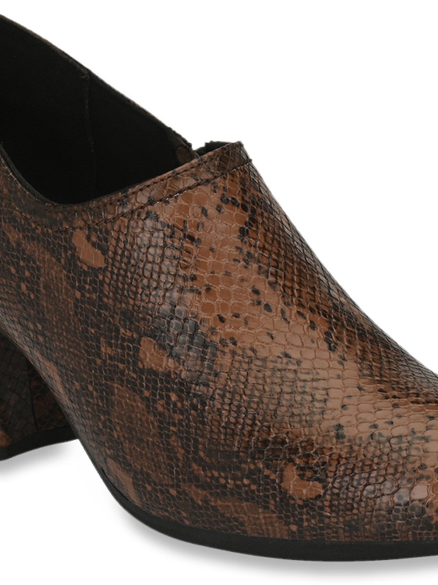 Delize Women's Brown Casual Booties