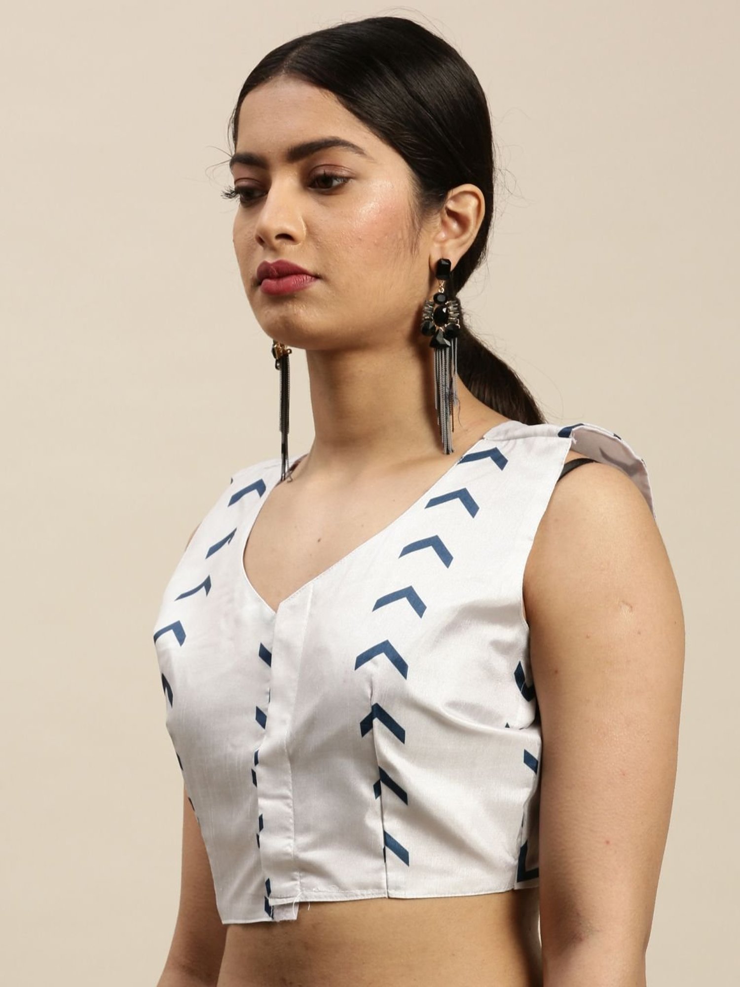 Unnati Silks Red Silk Printed Saree With Unstitched Blouse