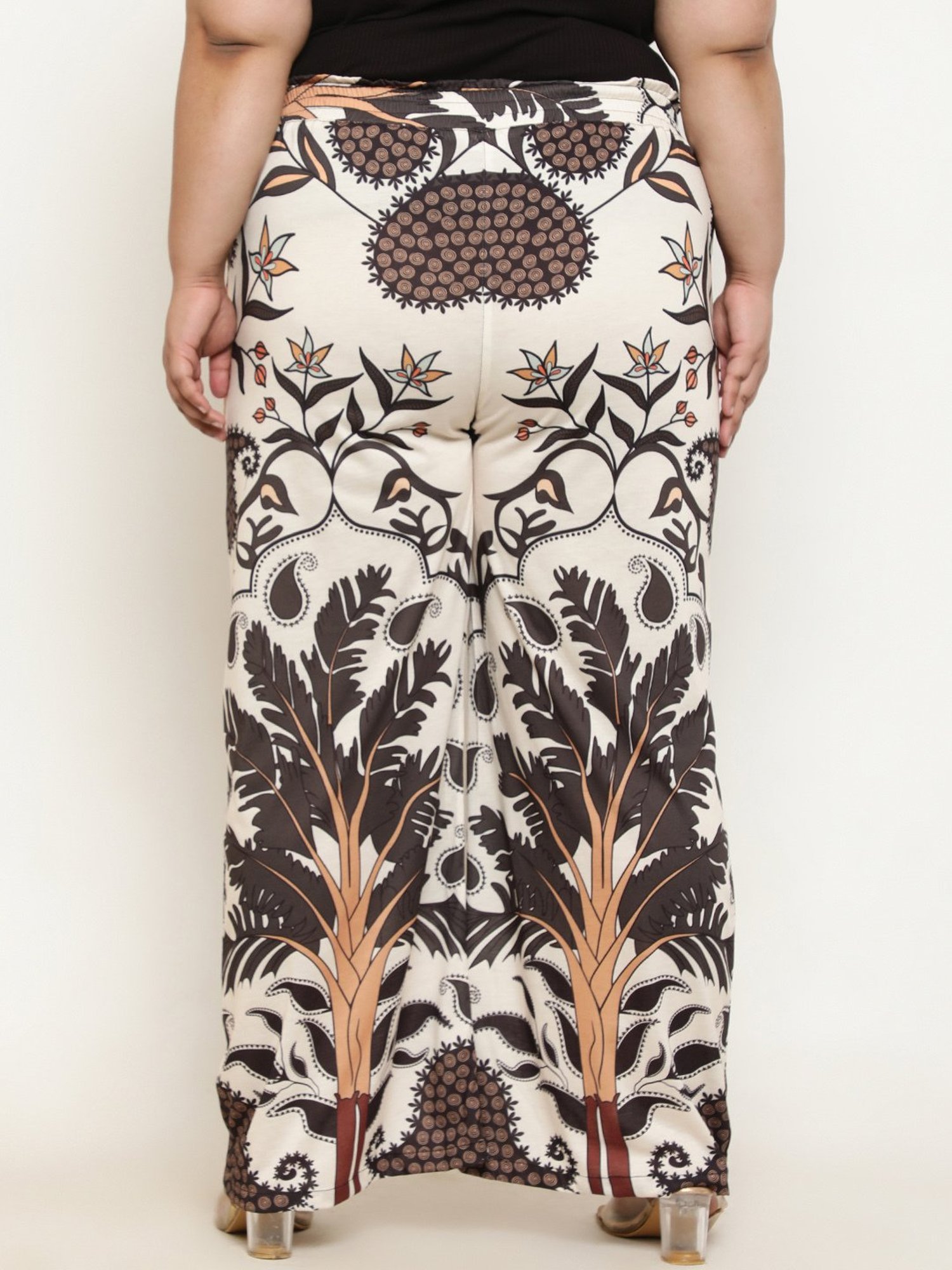 Amydus Off White Printed Flared Fit High Rise Pants