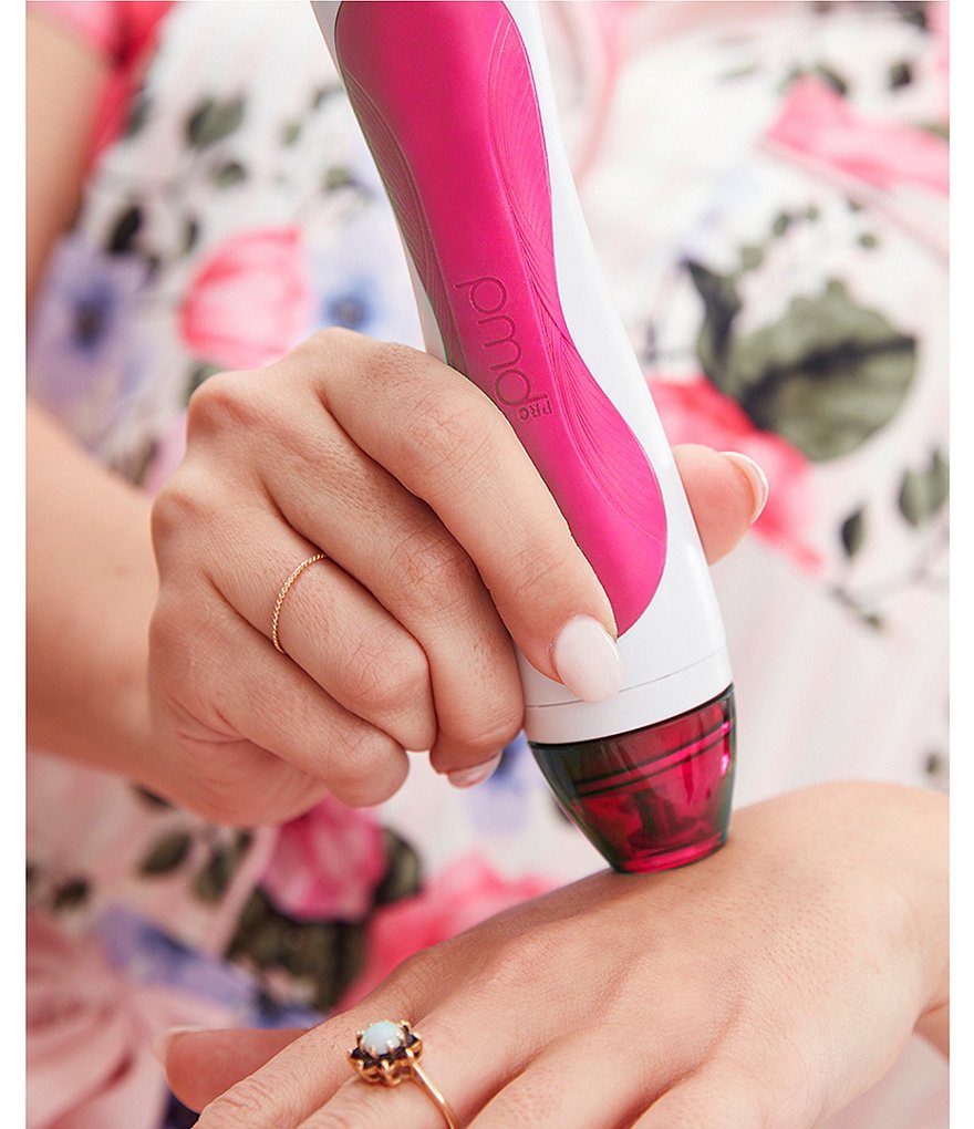 Shiseido Cleansing Massage Brush