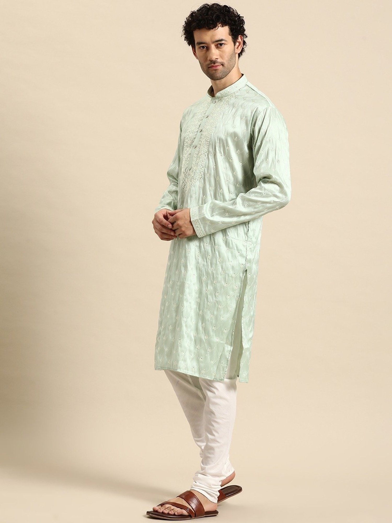 ManQ Green Regular Fit Embroidered Kurta