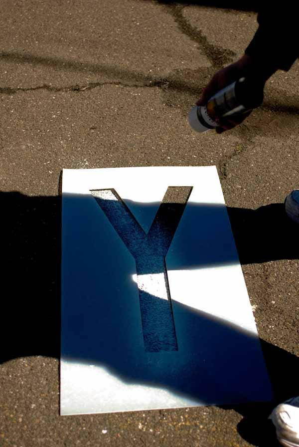 Individual Letter and Number Stencils 6" - character 'T'