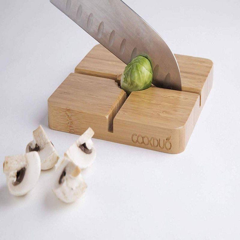 Cookduo Veggie Gripper / Round Vegetable Cutting Board