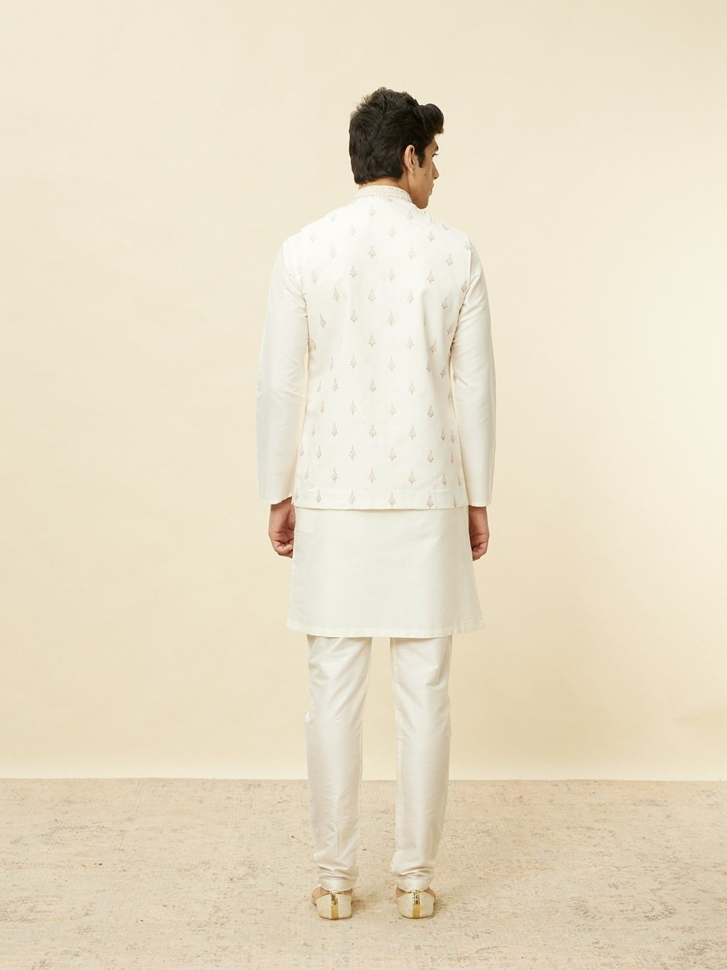 Manyavar Warm White Regular Fit Self Pattern Nehru Jacket