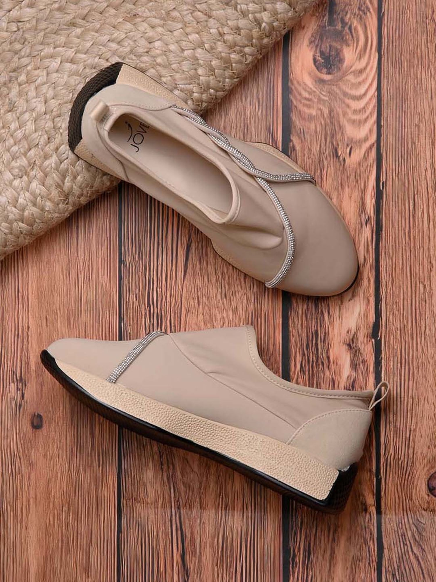 Jove Women's Beige Casual Sneakers