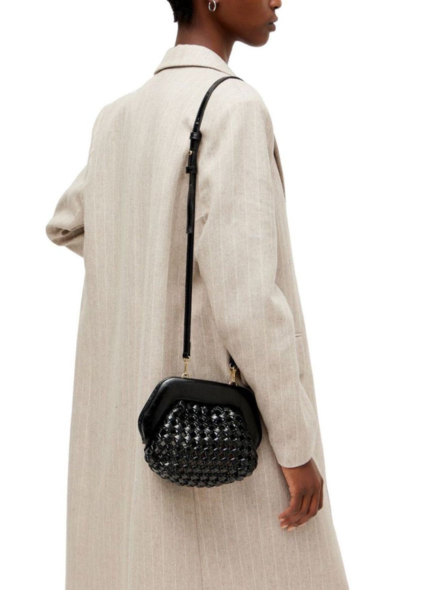 Themoire Black Gea Knots Shiny Cross Body Bag