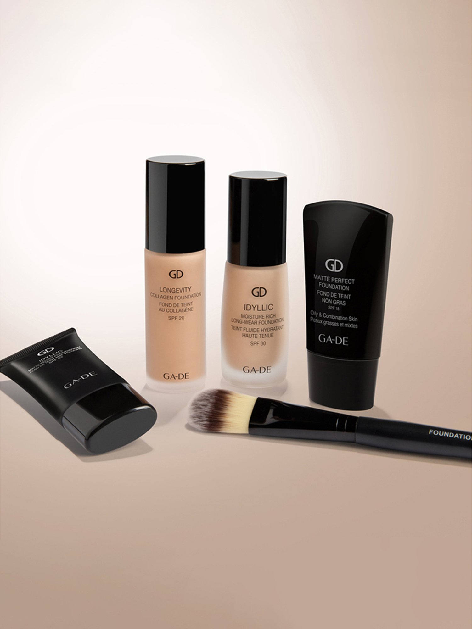 GA-DE Idyllic Moisture Rich Long-Wear Foundation 301 Natural Beige - 30 ml