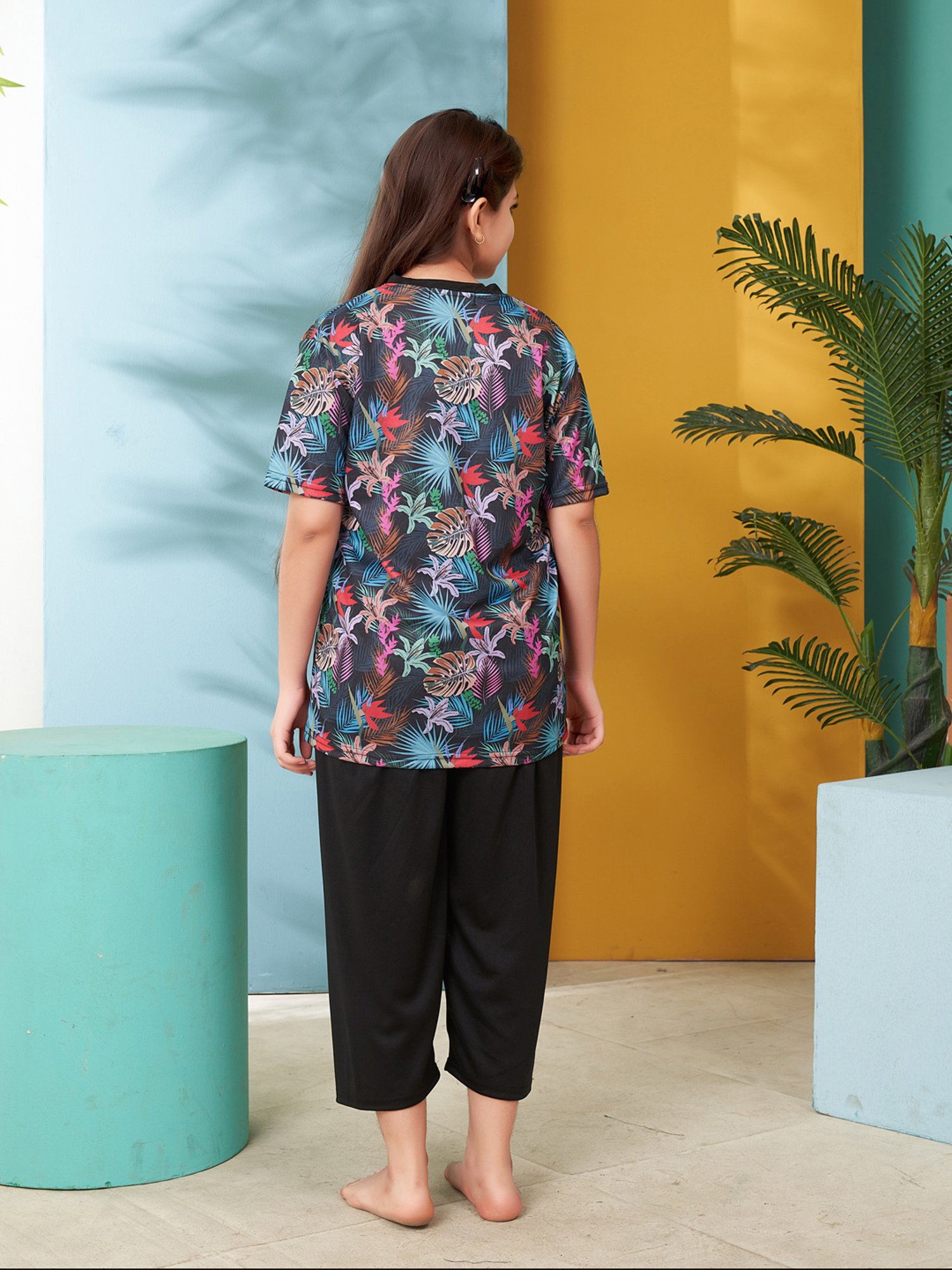 IO Kids Multicolor Printed Maillot