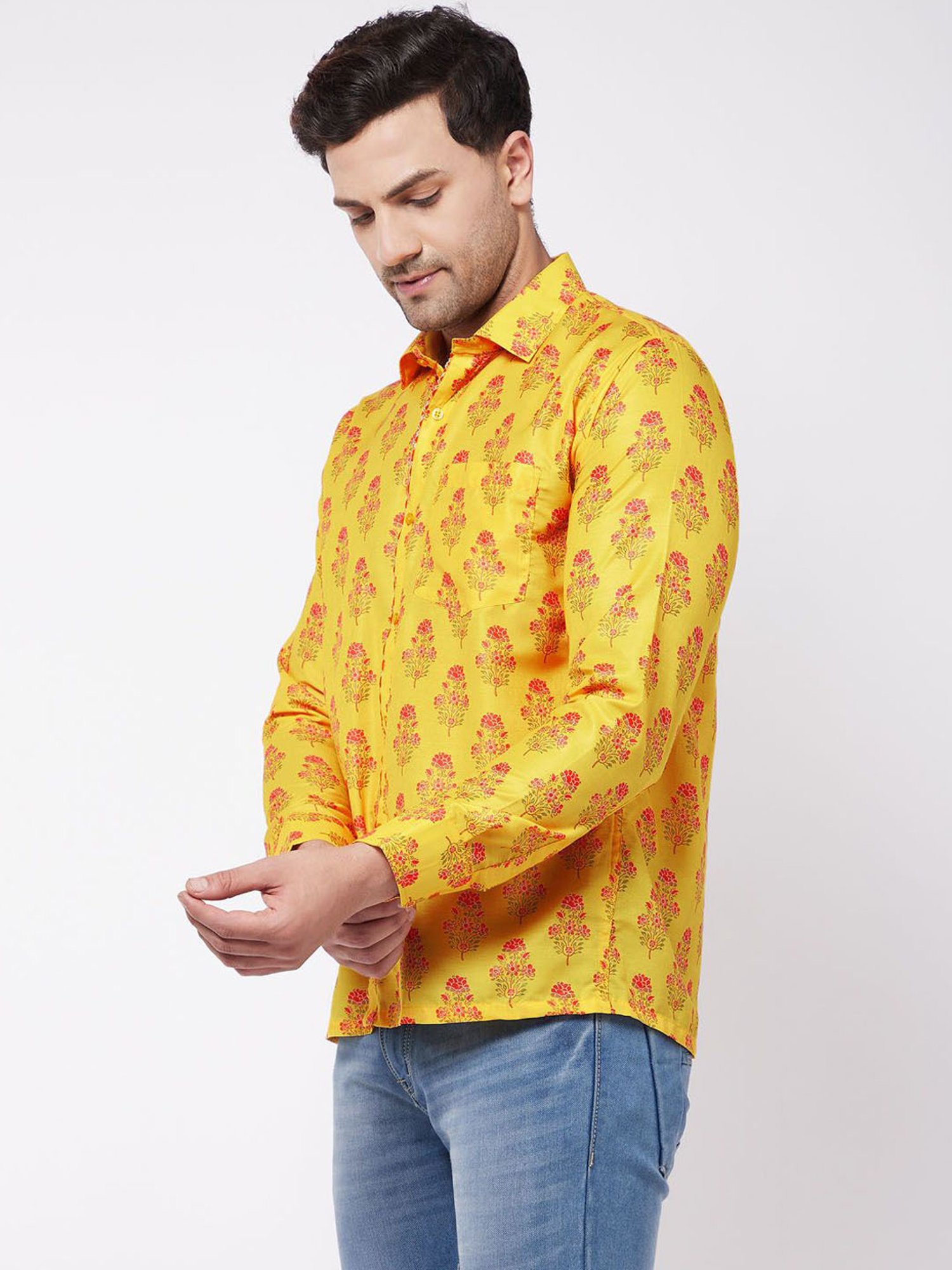 Vastramay Yellow Straight Fit Printed Shirts