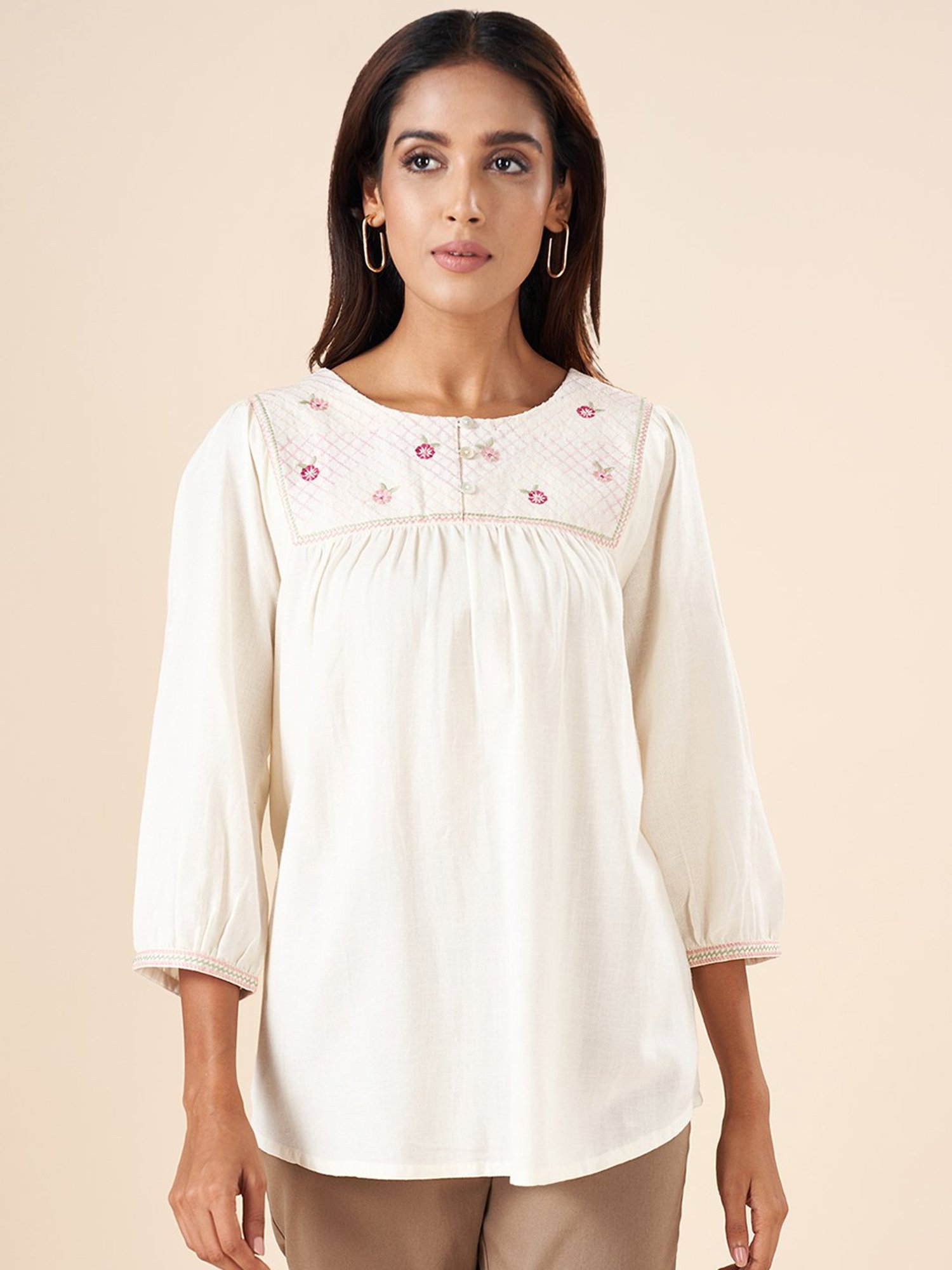 Akkriti by Pantaloons White Embroidered Tunic