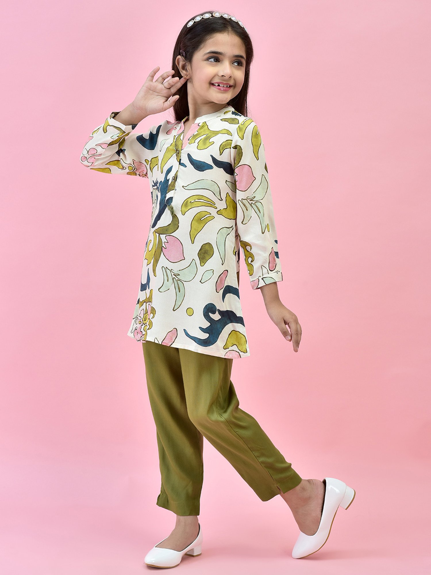 Juniper Girls White & Olive Printed Full Sleeves Kurta With Pants
