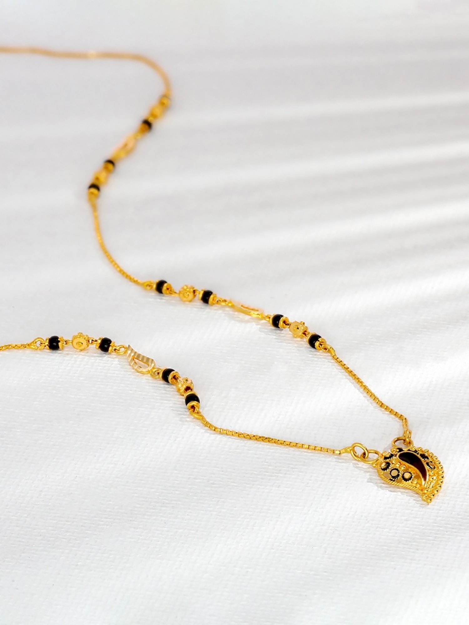 P.N.Gadgil Jewellers 22k Designer Fleur Mangalsutra