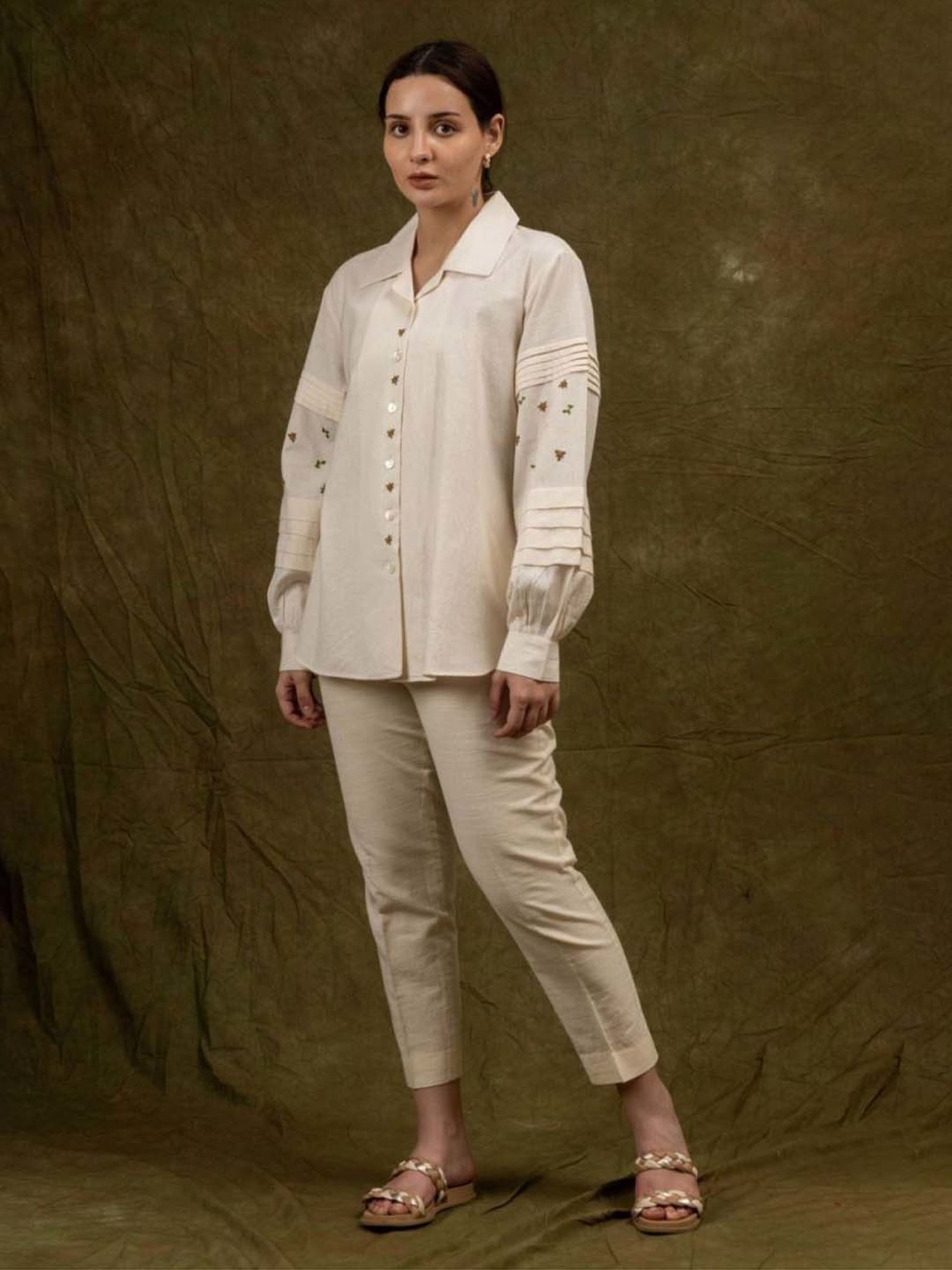 Mushio Off White Carla Floral Hand Embroidered Shirt