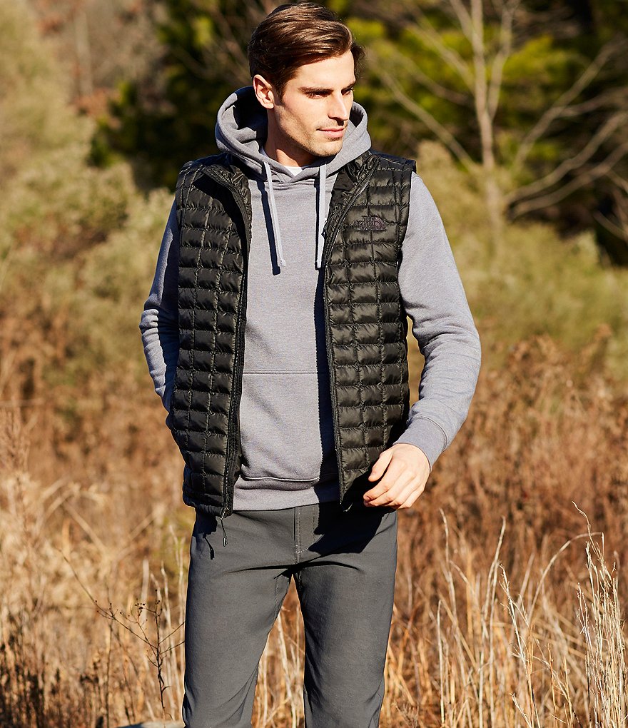 The North Face Out HMLYN Insulated Full-Zip Vest