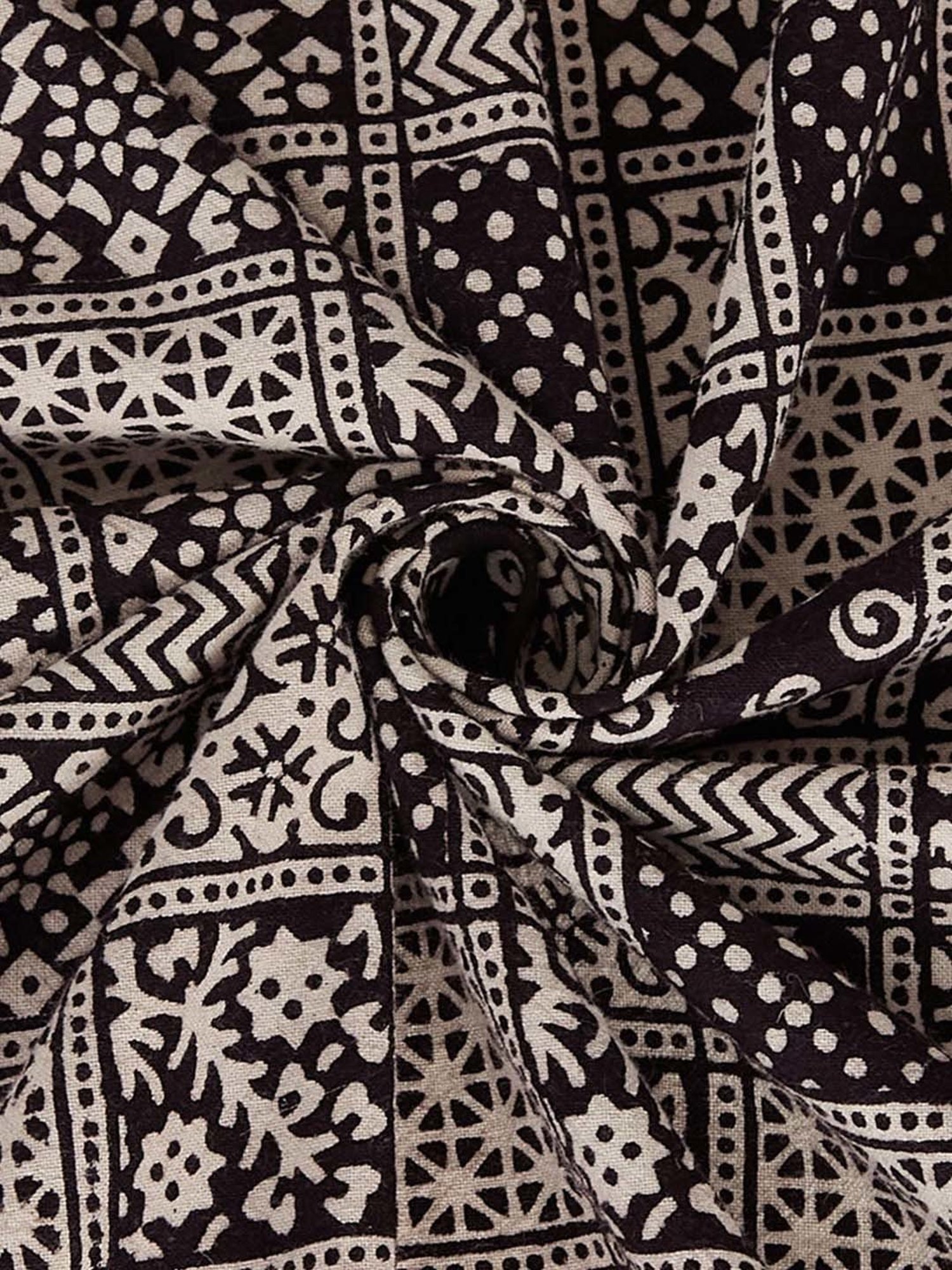 Fabindia Home Baghni Maroon & Black 125 TC Cotton Double Bed Cover