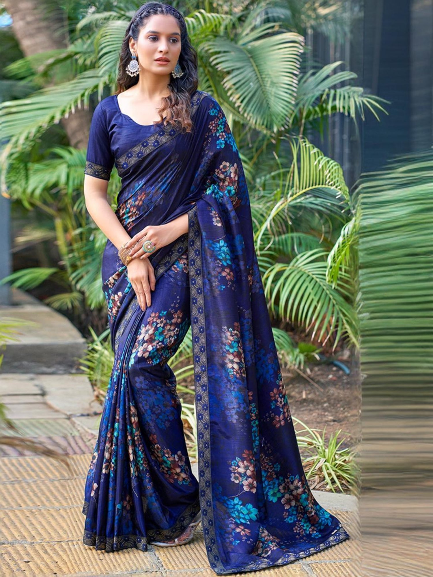 Satrani Navy Floral Print Saree With Unstitched Blouse