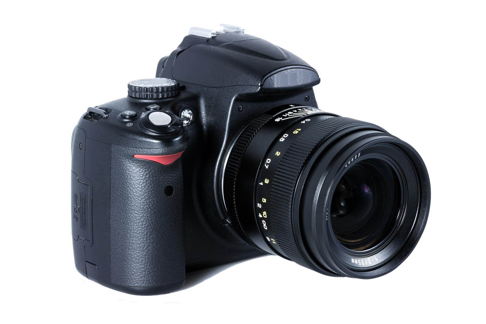 Oshiro 35mm f/2 LD UNC AL Wide Angle Full Frame Prime Lens for Nikon D5, D4S, DF, D4, D3X, D810, D800, D750, D610, D600, D500, D7200, D7100, D5500, D5300, D5200, D3300 and D3200 Digital SLR Cameras