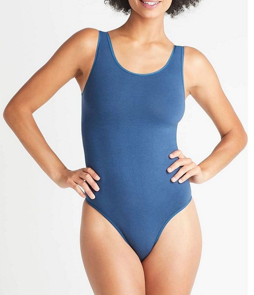 Yummie Seamlessly Shaped Ruby Scoop Neck Bodysuit