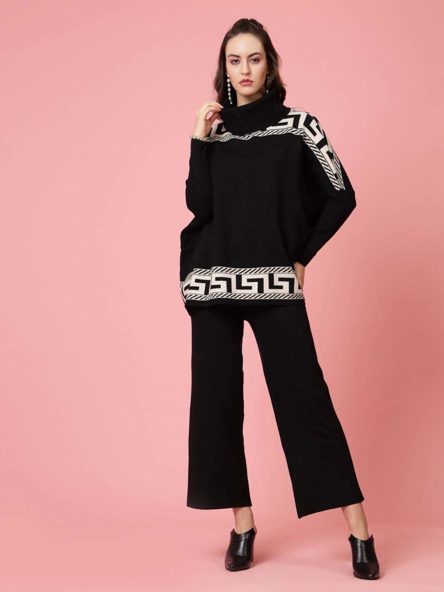 Mafadeny Black Printed Top Pants Set