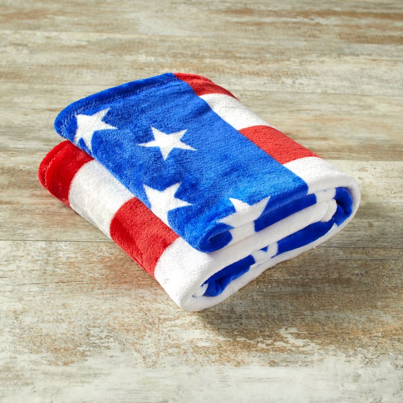 Betsey Signature Throw Blanket Red - Betseyville