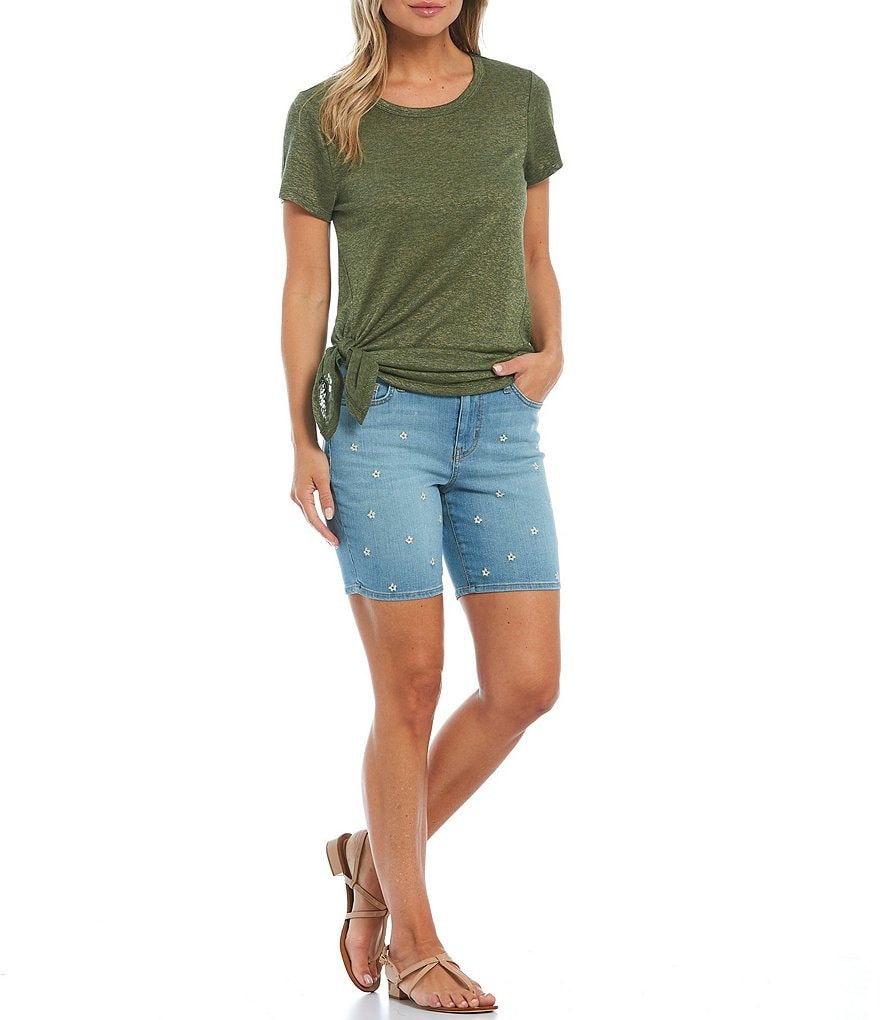 Code Bleu Floral Embroidery Shorts