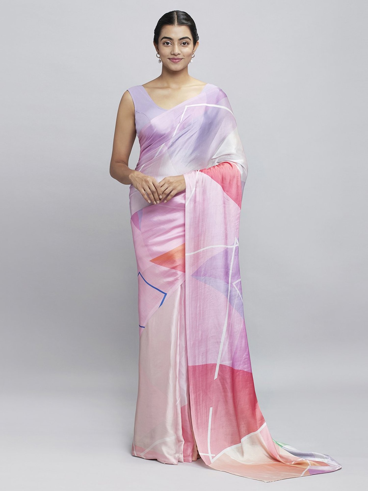 Navyasa Powder Pink Liva Satin Geometric Printed Saree With Coordinated Unstitched Blouse Piece