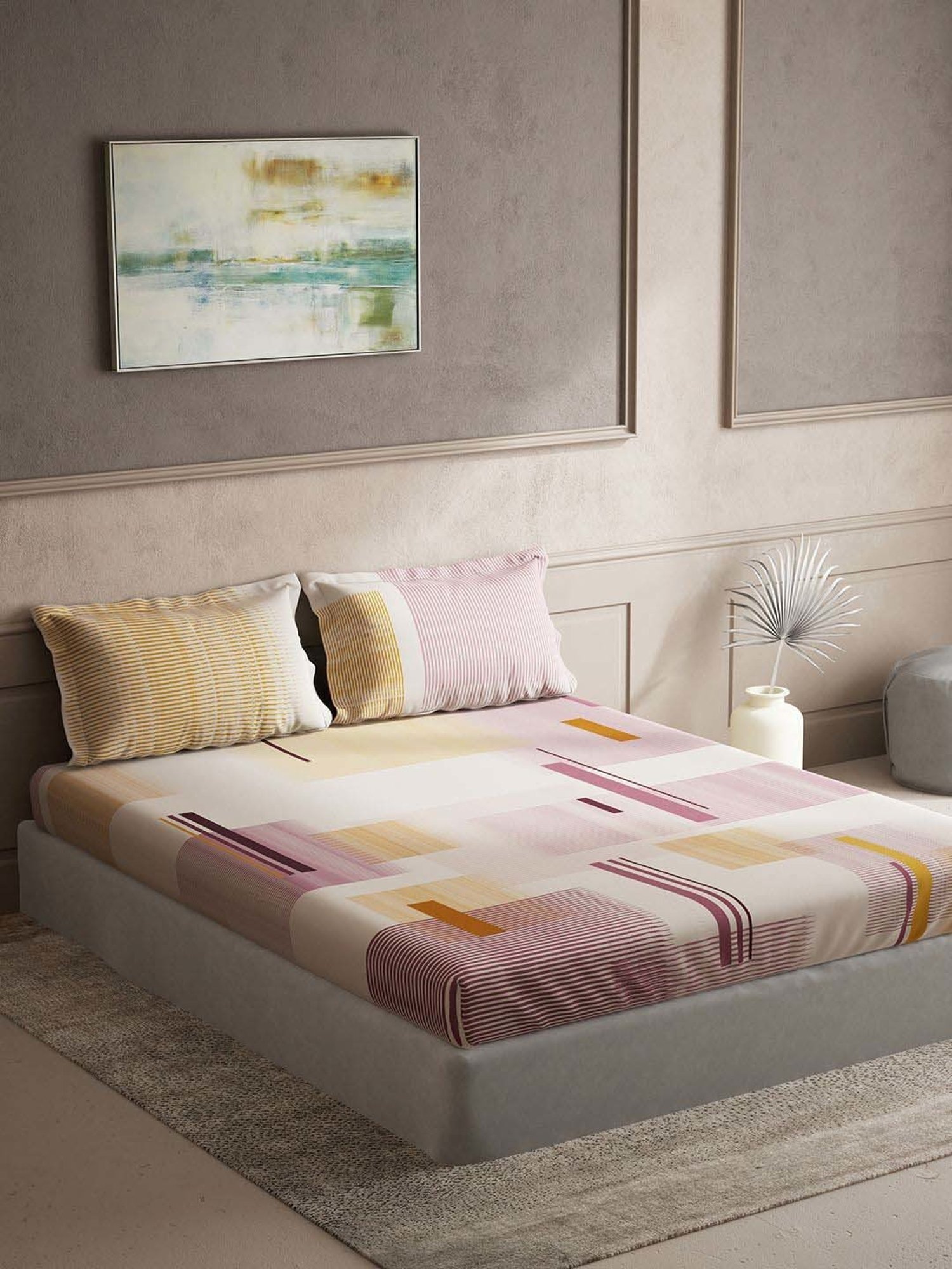 DDecor Pink Cotton 144 TC Queen Size Bedsheet With Pillow Covers