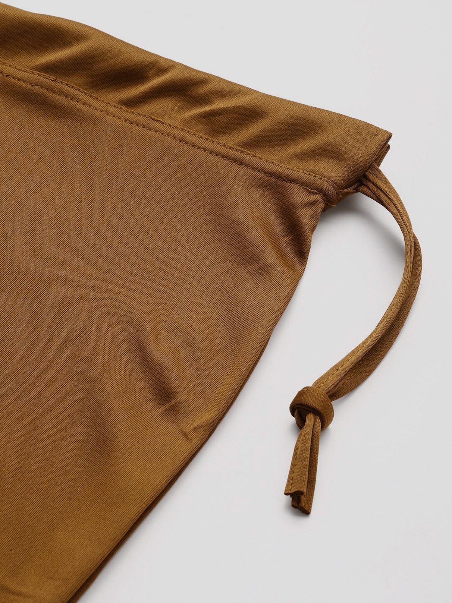 Ms.Lingies Brown Plain Saree Shapewear