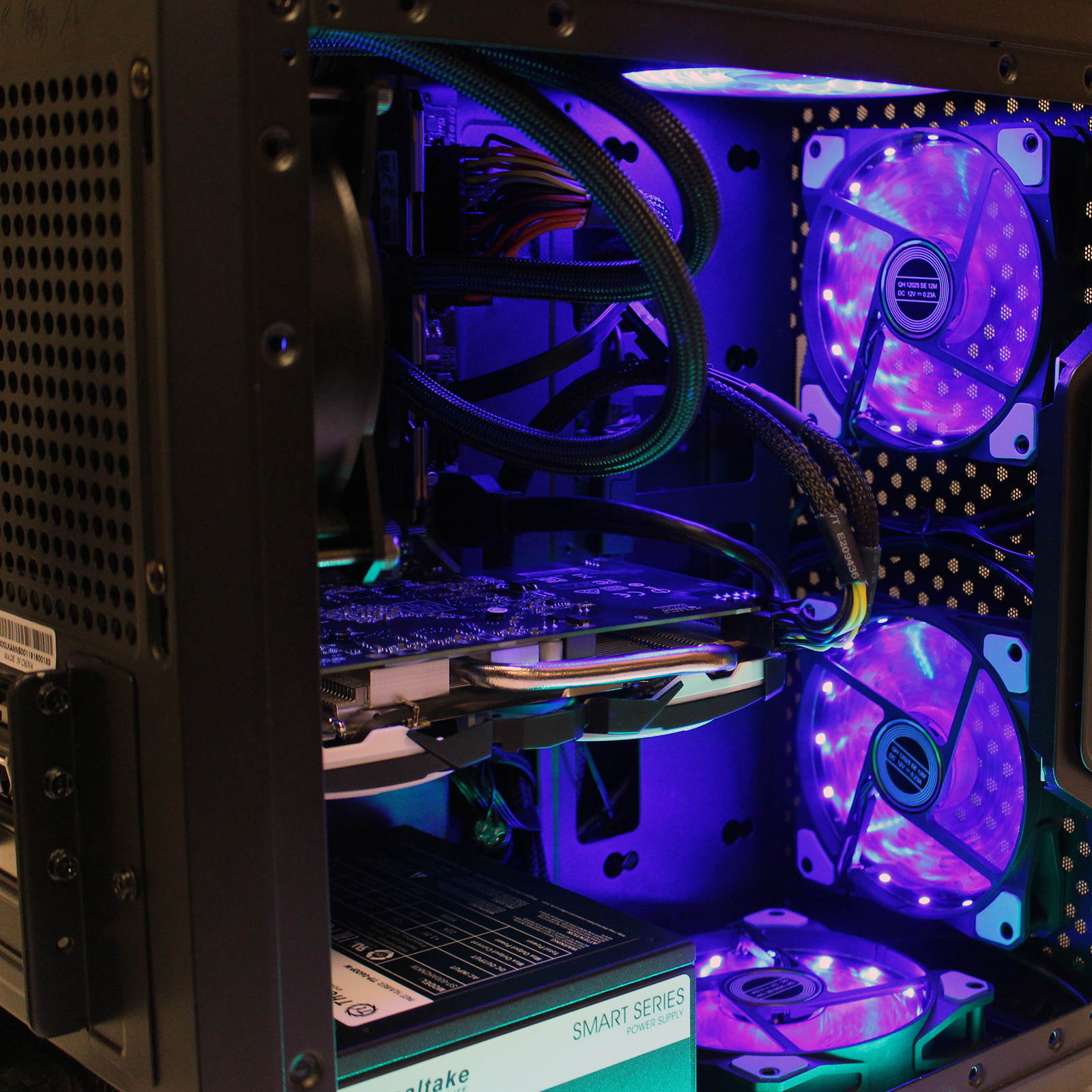 Custom PRC Ryzen Gaming PC AMD Ryzen 3 1300X 3.5GHz Quad-Core 16GB Crucial Ballistix DDR4 AMD Radeon RX 570 8GB GDDR5 HDMI VR Ready 500GB m.2 SSD 1TB HD 1200 Mbps 802.11ac WiFi LG DVDRW Windows 10 Pro