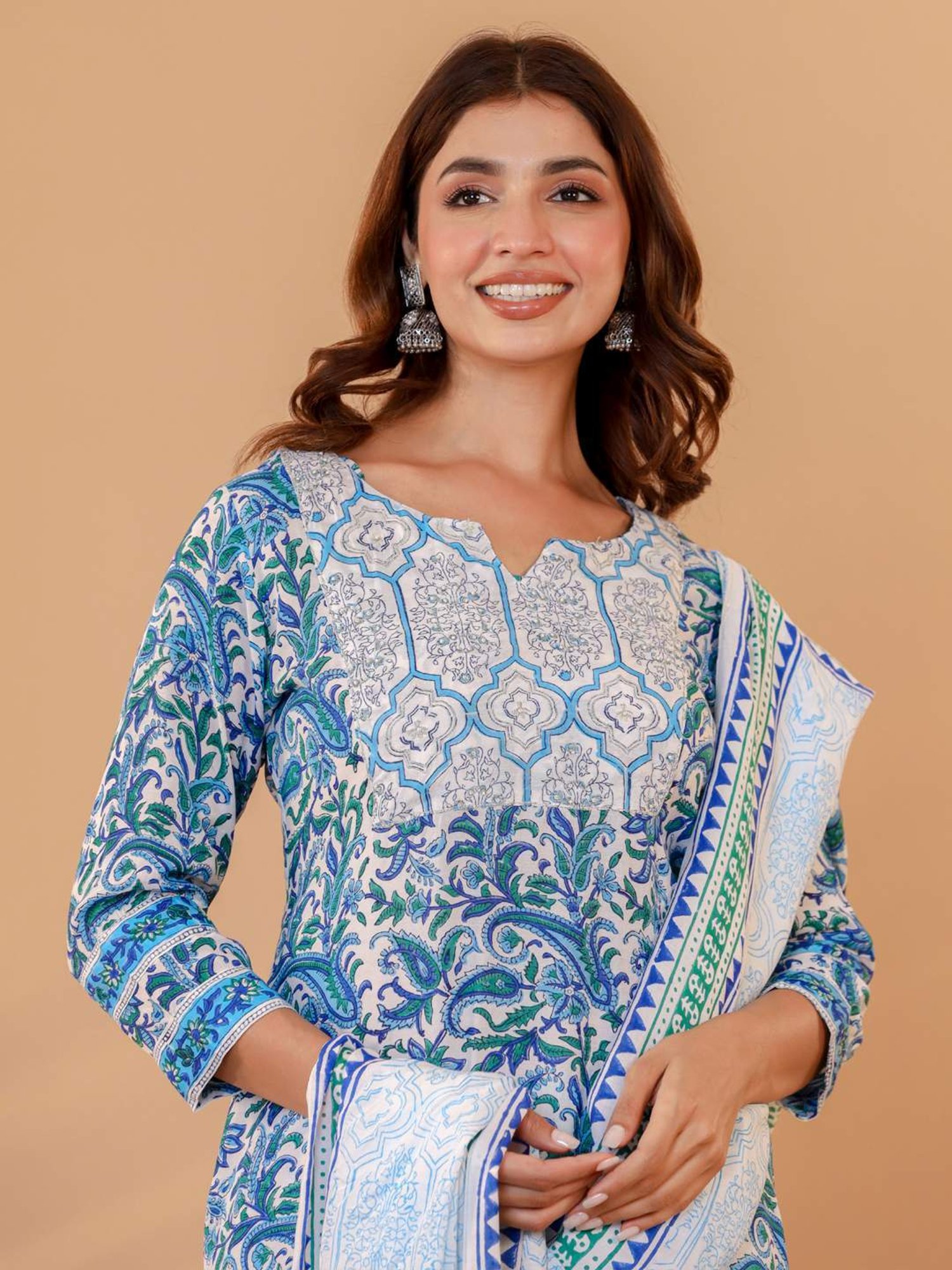 READIPRINT FASHIONS Blue Floral Print Kurta Salwaar Set With Dupatta